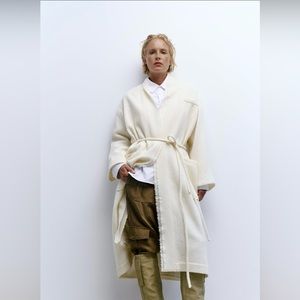 Zara | SOLD OUT - MANTECO WOOL COAT |  WHITE | XS-S